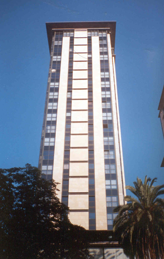 Torre Ífer I by David Guija