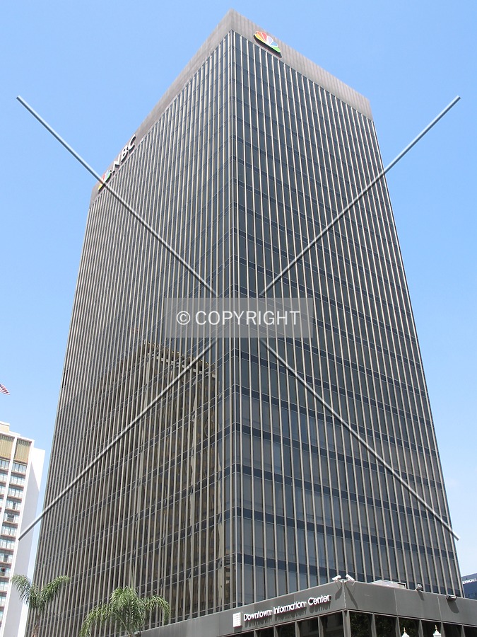 225 Broadway by Emmanuel D.