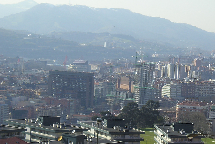 Isozaki Atea I by Mikel Allende