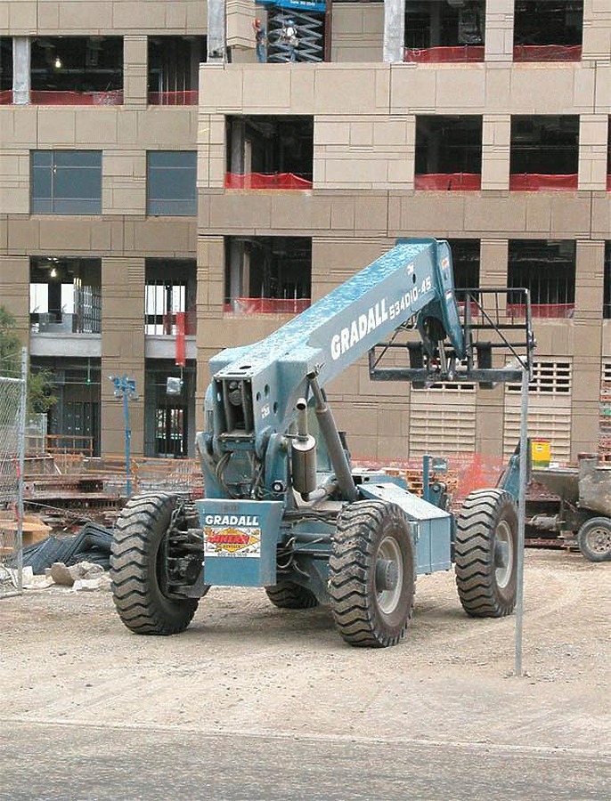 Fresno United States Courthouse by Jim Schwartz