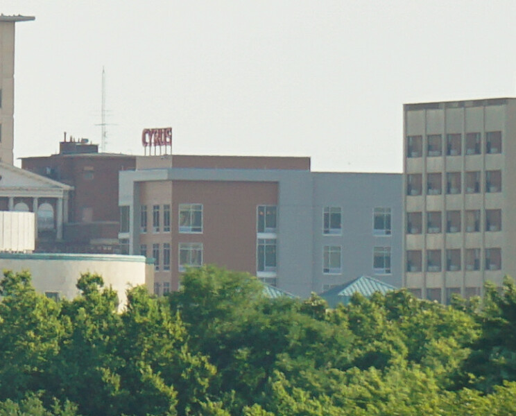 Cyrus Hotel