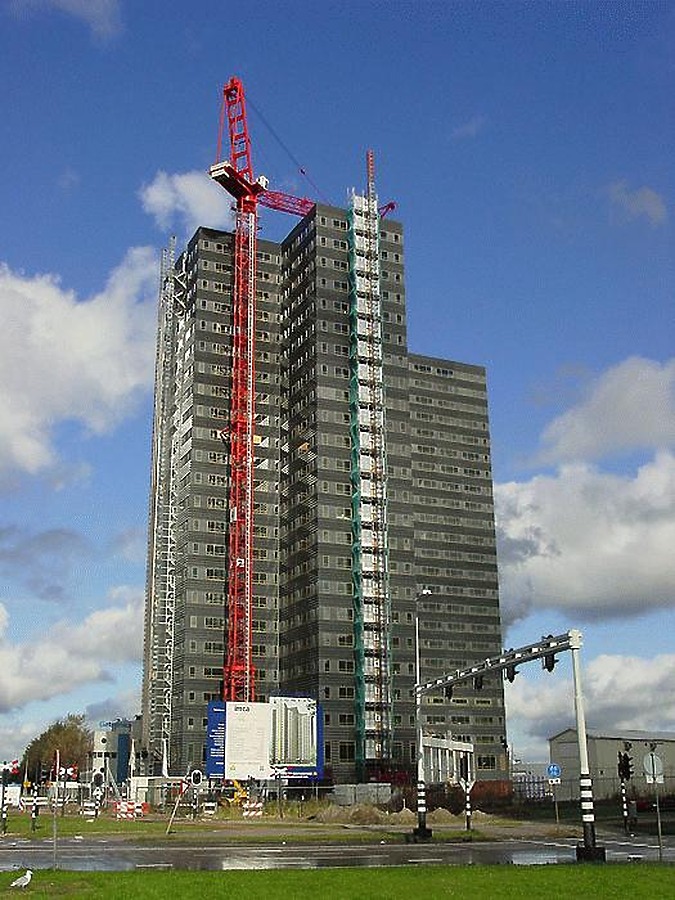 Millennium Tower by Michiel van Dijk