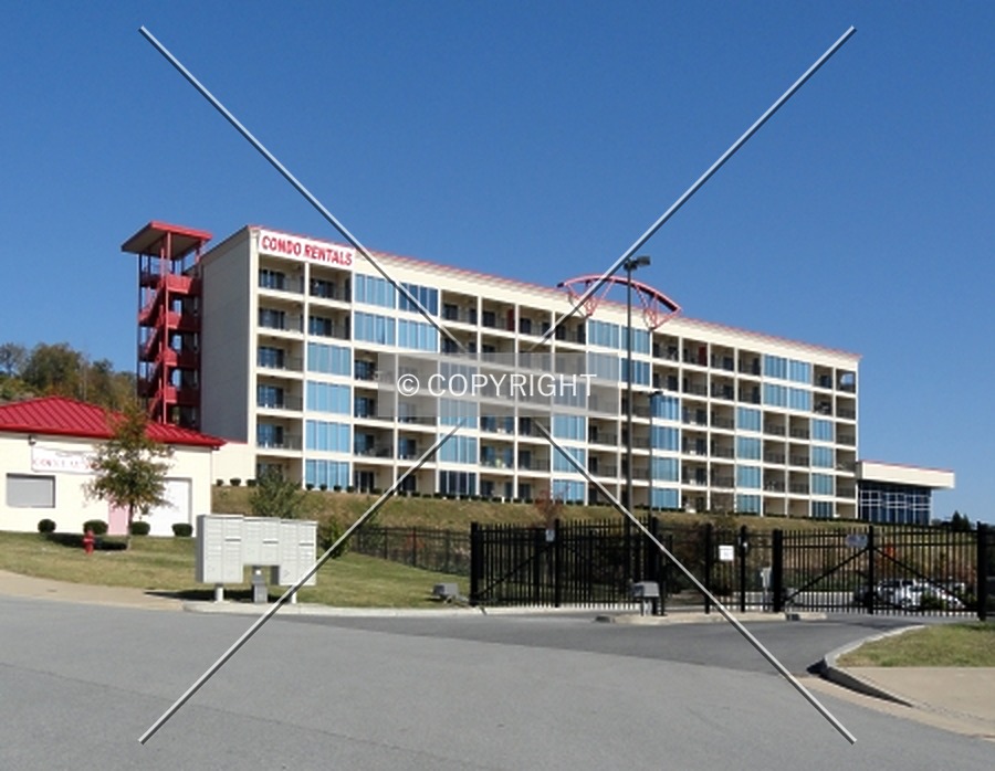 Race Day Center II by Chris Patriarca