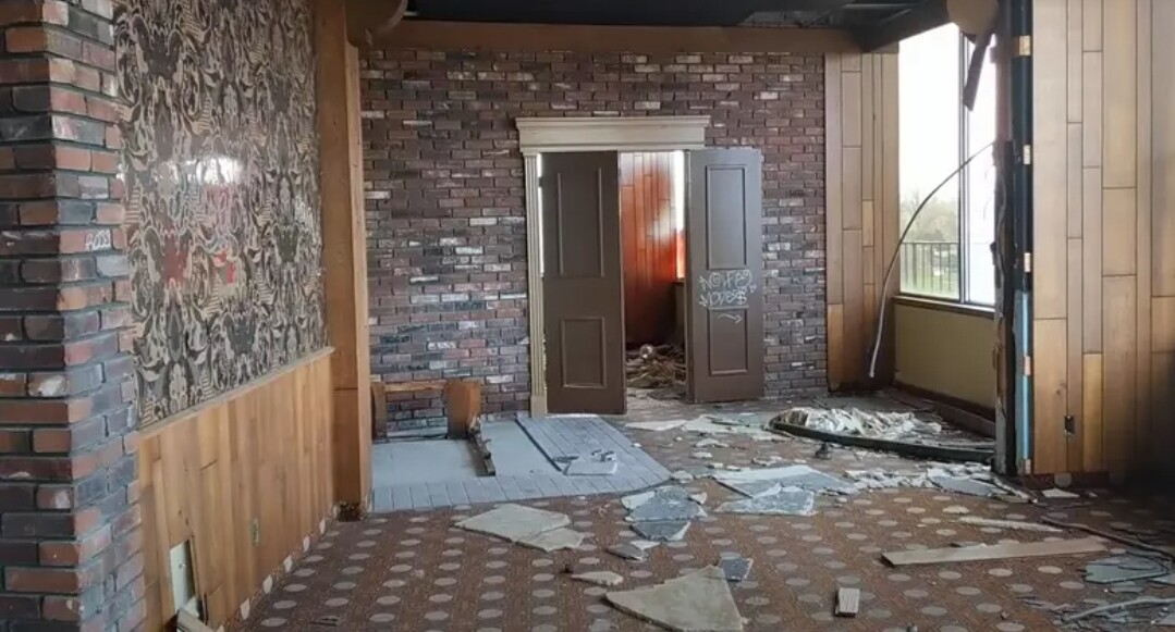 891-024-216