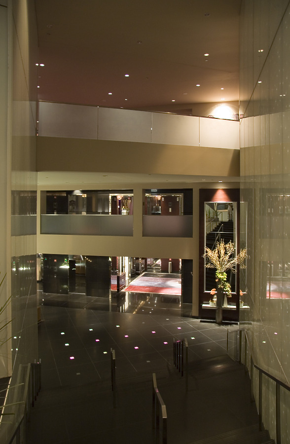 Sofitel Chicago Water Tower by Pavel Toczynski