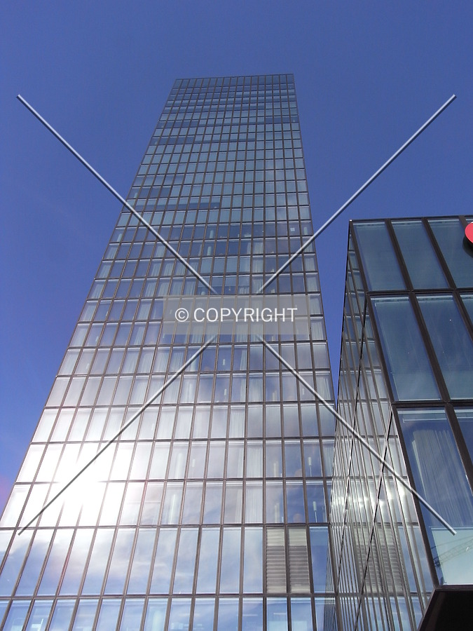 Basler Messeturm by Jörg Berkemeyer