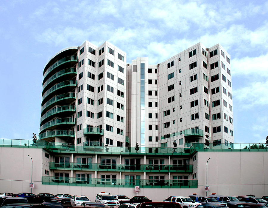 Kingsview Resort & Towers by John Bek