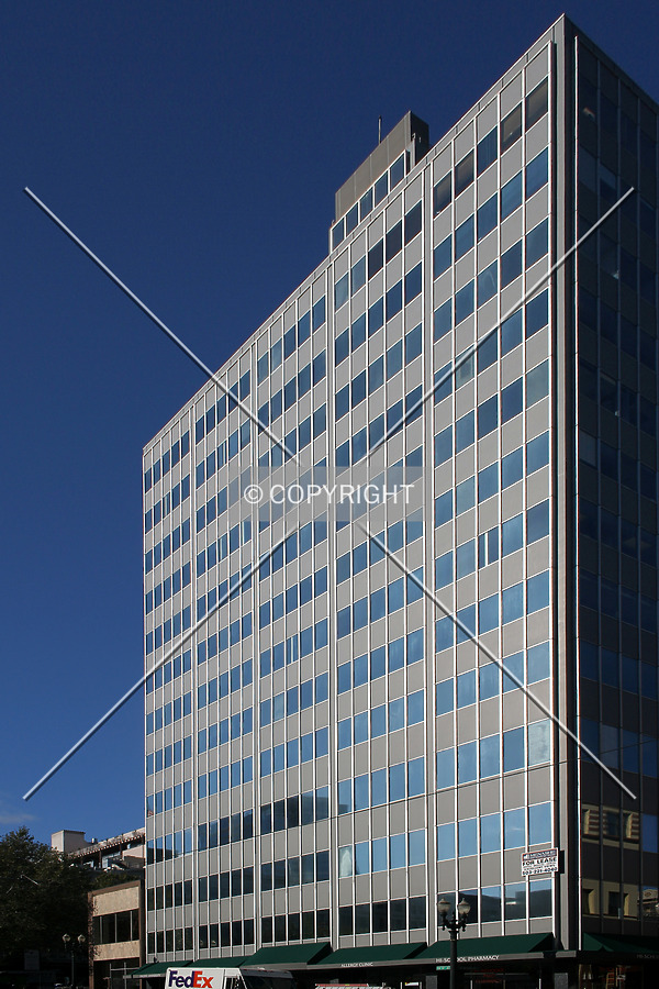 511 Building by Serdica