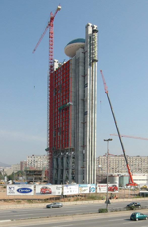 Hesperia Tower by David Guija