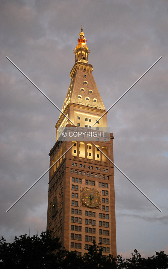 Metropolitan Life Tower by Royce Douglas