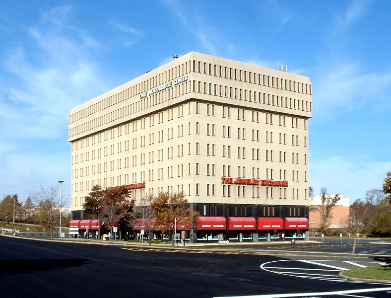 893-506-104
