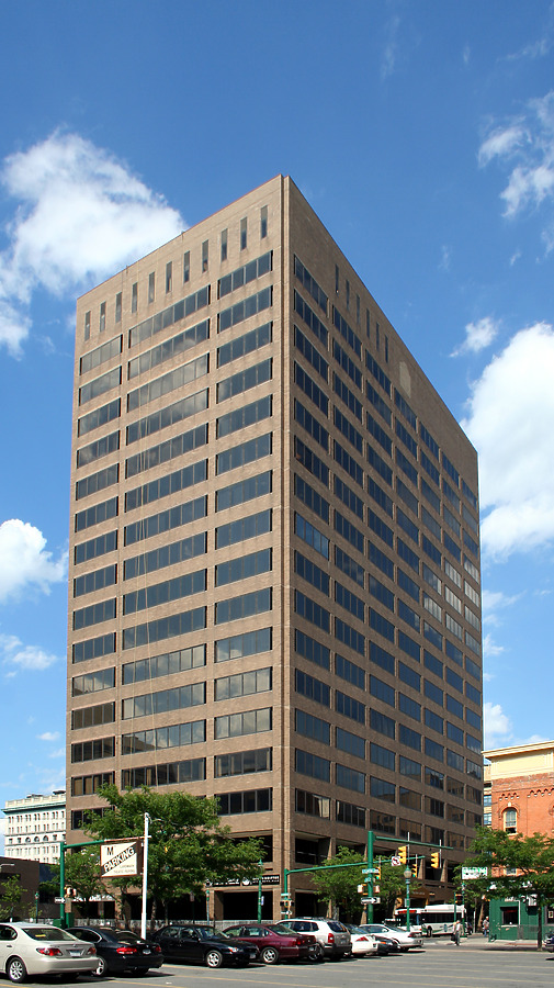 Chase Tower by Marshall Gerometta