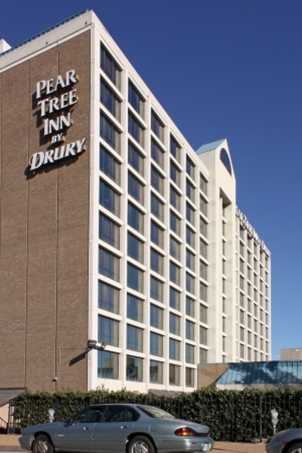 Pear Tree Inn Union Station by Ryan Hildebrand