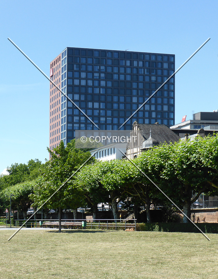 Hochhaus MainForum by Nephilim