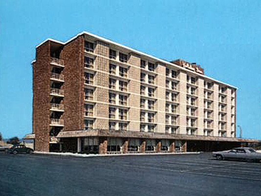 Days Inn Hotel-South Lansing