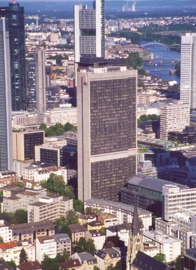 Frankfurter Büro Center by Marshall Gerometta
