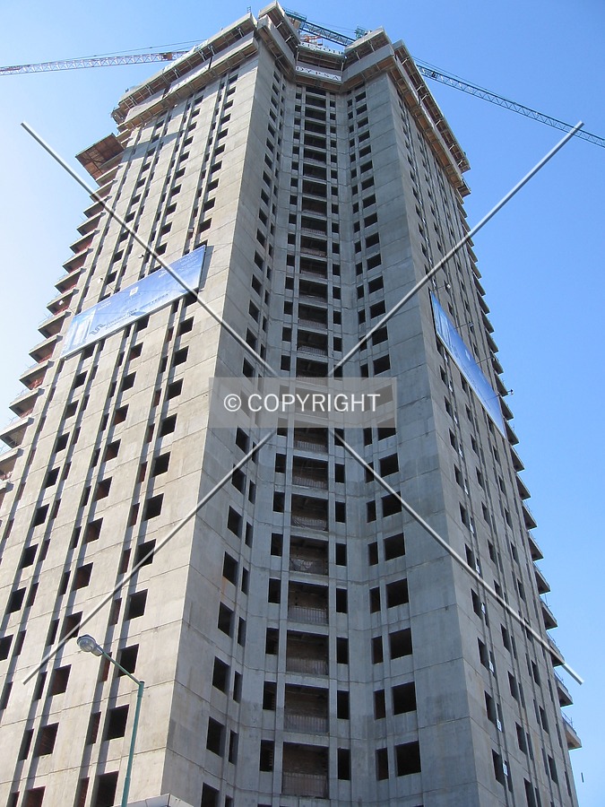 Torre Renoir 1 by Maximiliano Buono
