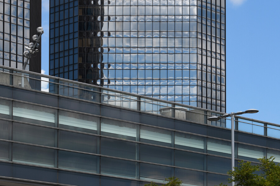 Renaissance Center 600 Tower