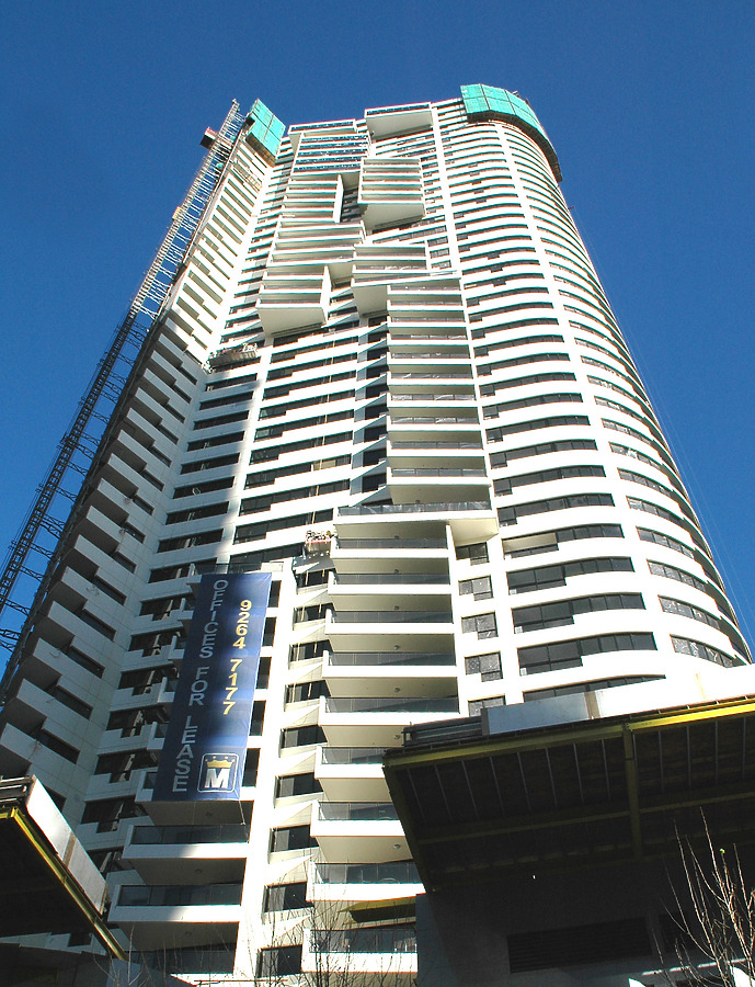 Meriton Tower by John Bek