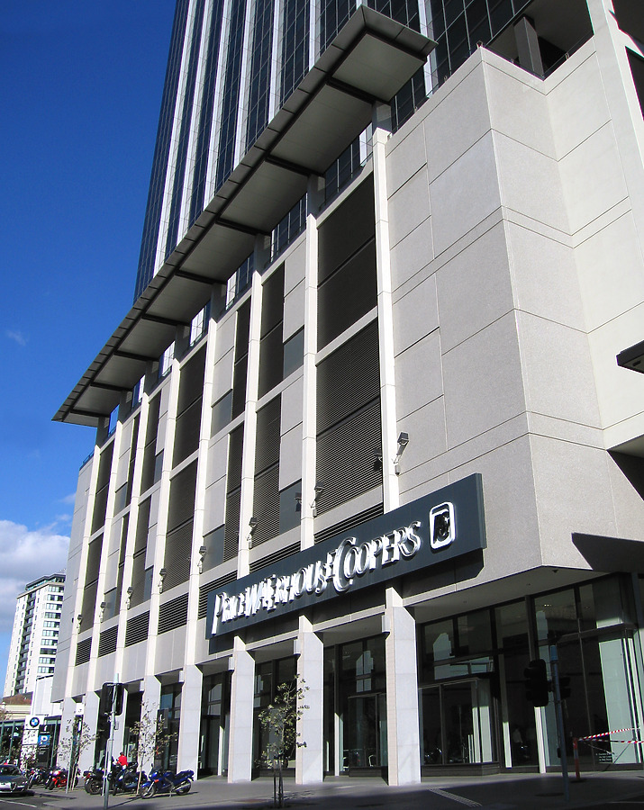 2 Southbank Boulevard by Wilson Ling