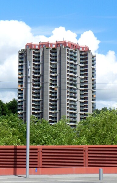Holenackerstrasse 65