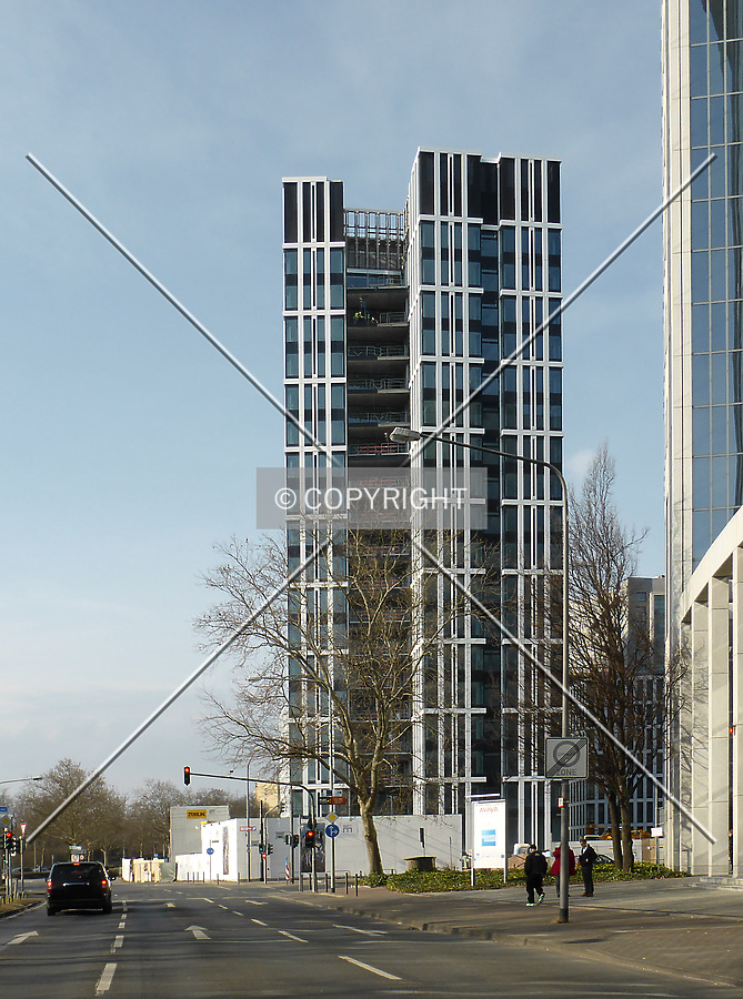St. Martin Tower by Nephilim