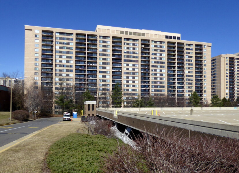 Skyline House West