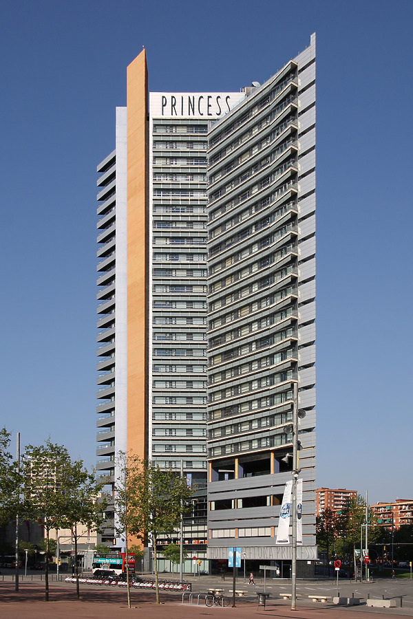 Hotel Princess Barcelona by Michiel van Dijk