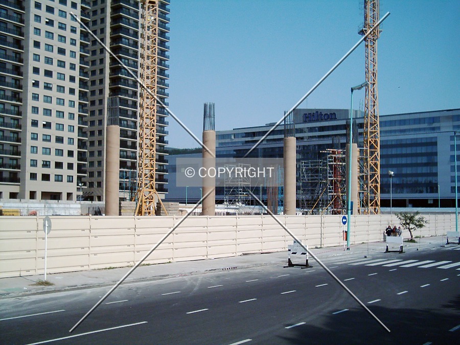 Torre Repsol YPF by Maximiliano Buono