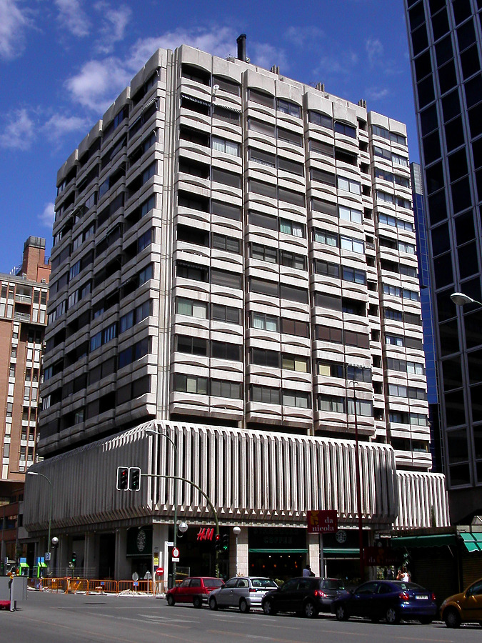 Orense 6 by Cesar Serrano