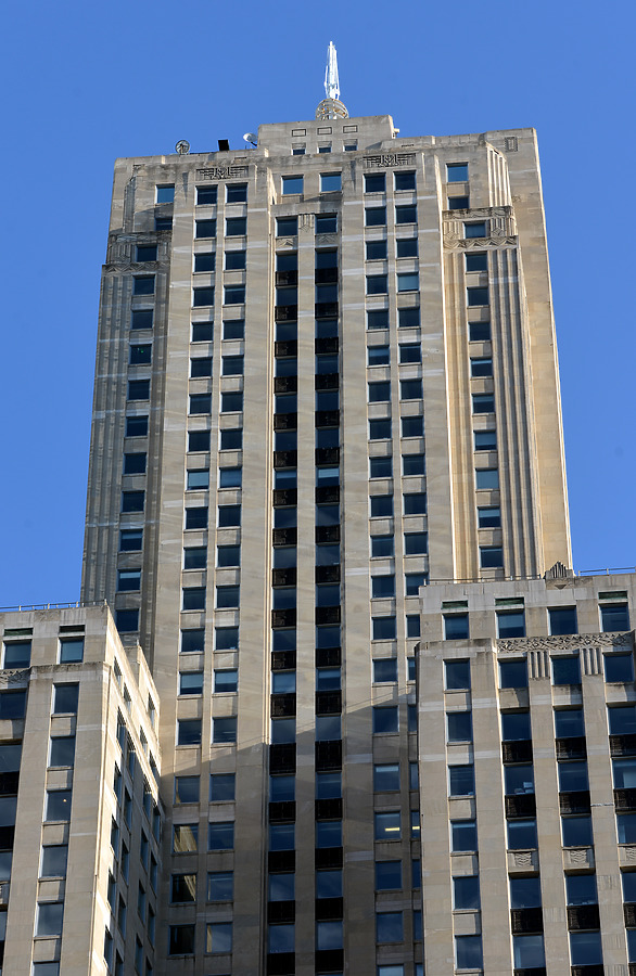LaSalle-Wacker Building by John W. Cahill