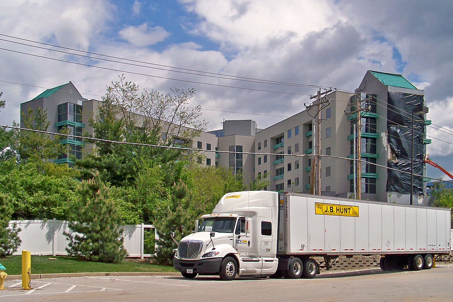 Embassy Suites Hotel Saint Louis Airport by Ryan Hildebrand
