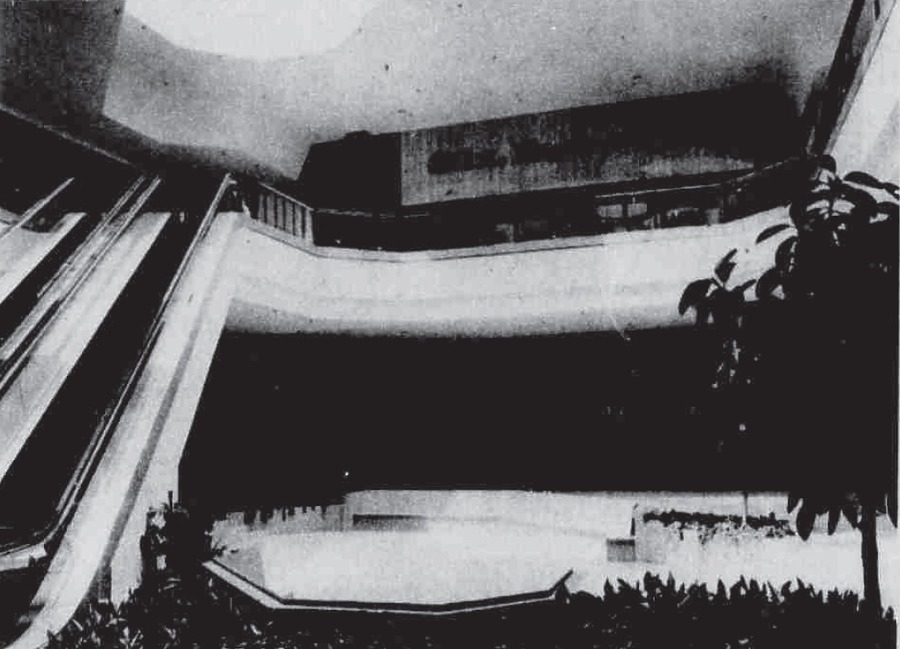 Chesterfield Mall by St. Louis Post Dispatch