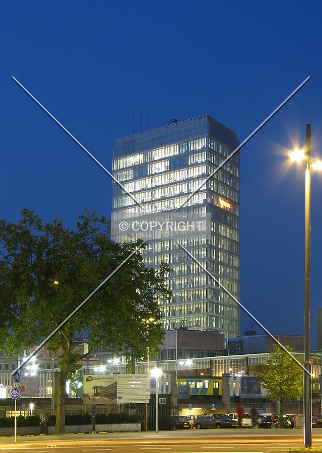 Kennedytoren by Emmanuel D.