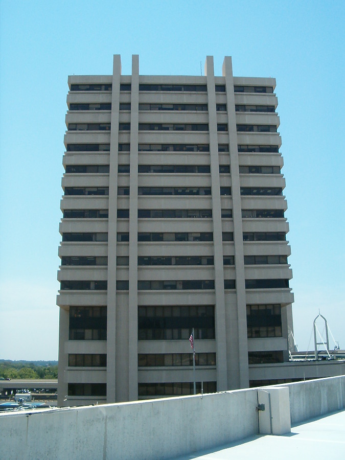 Baptist Medical Pavilion by Rodney Gunn