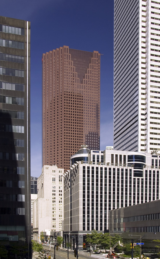 Scotia Plaza by Pavel Toczynski