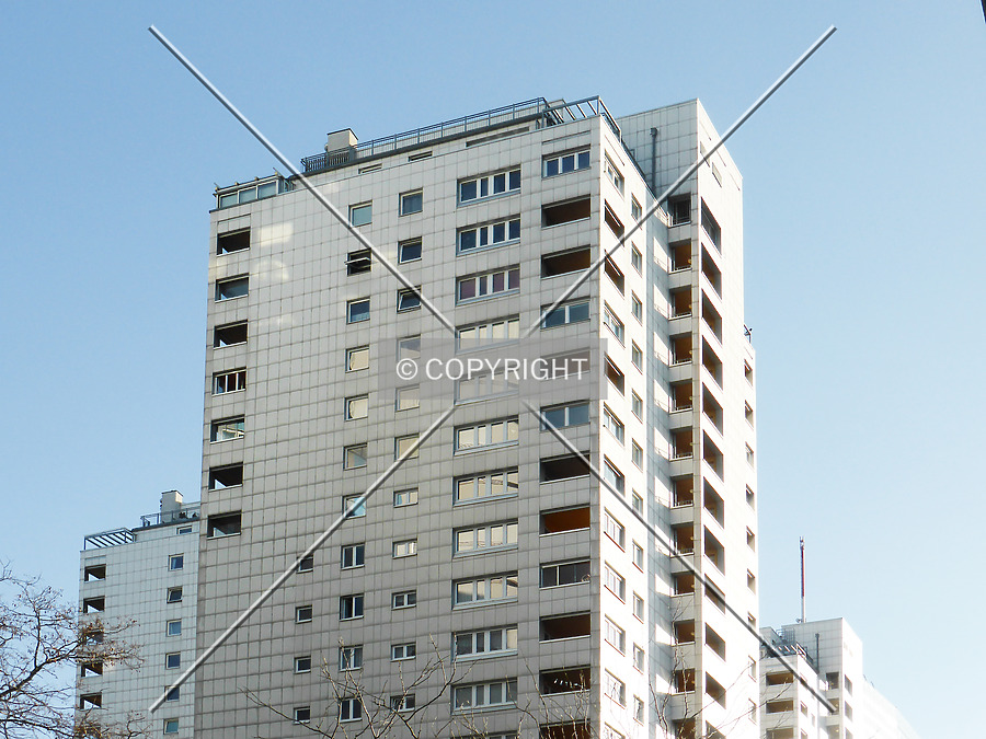 Kratochwjlestraße 8/7 by Nephilim