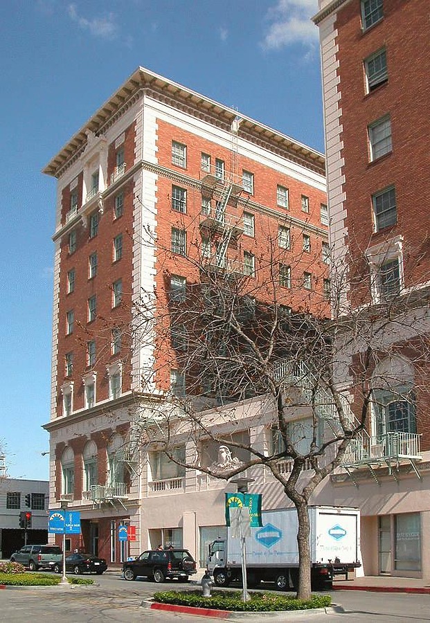 Hotel Californian by Jim Schwartz