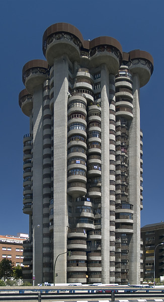 Torres Blancas
