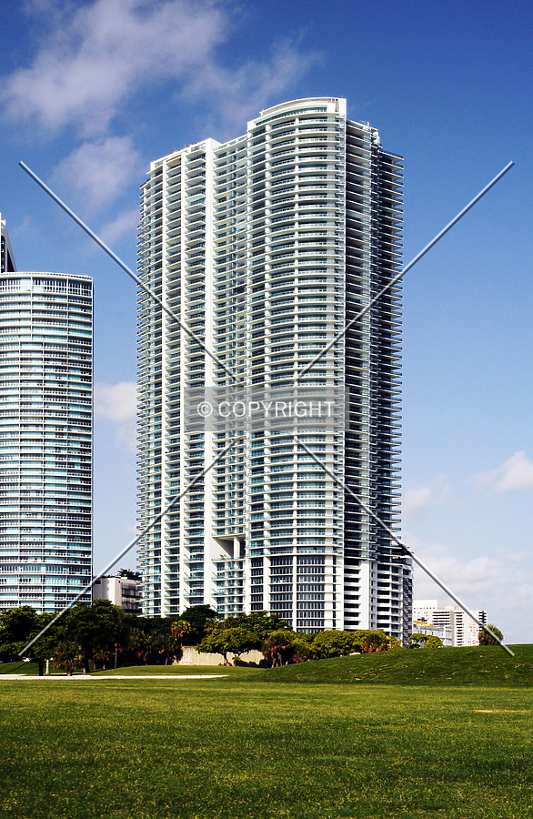 900 Biscayne Bay by Jorge Molina