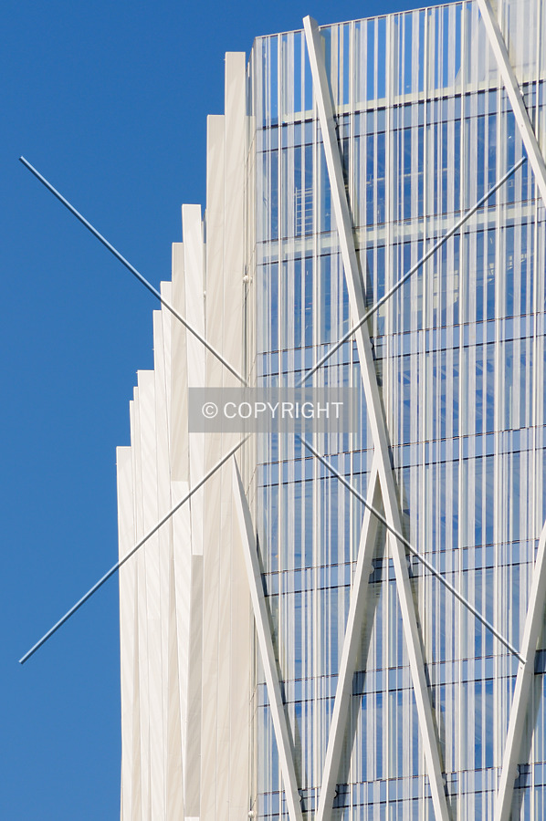 Torre Diagonal Zero Zero by David Guija