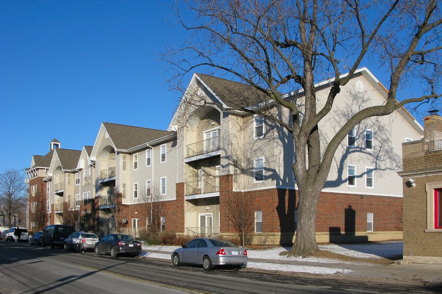 East Phillips Commons