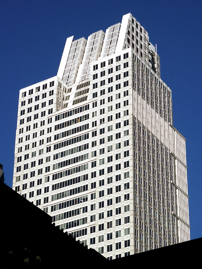 Chicago Title & Trust Building by Daniel Kieckhefer