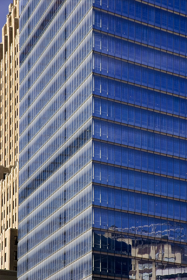 Seven World Trade Center by Pavel Toczynski