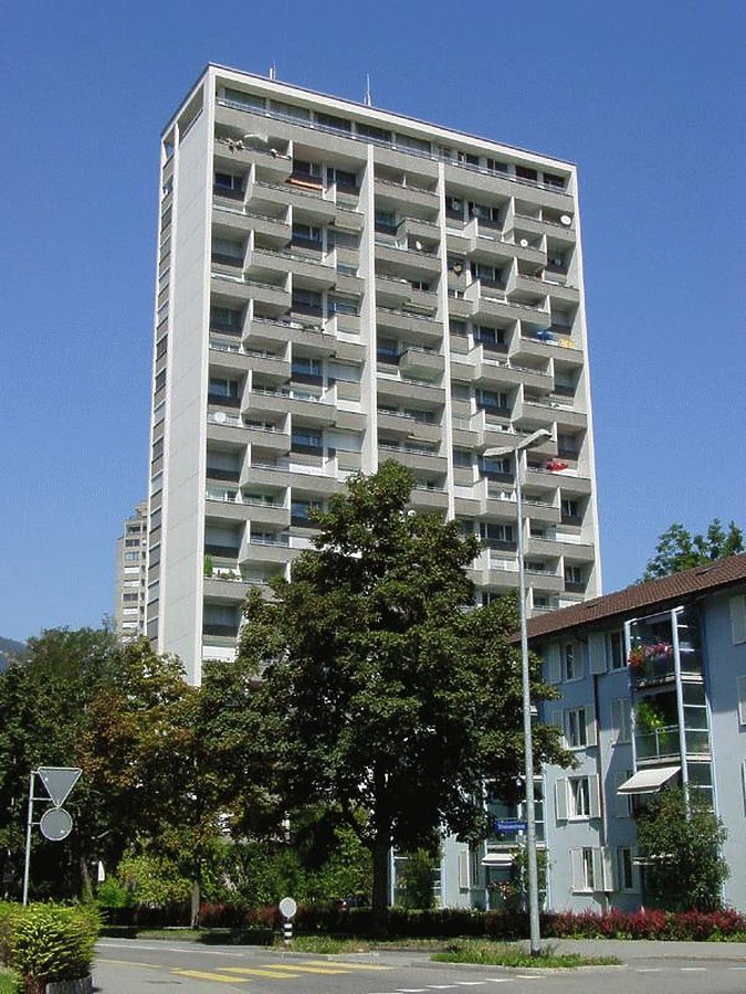 Tittwiesenstrasse 70 by Michiel van Dijk