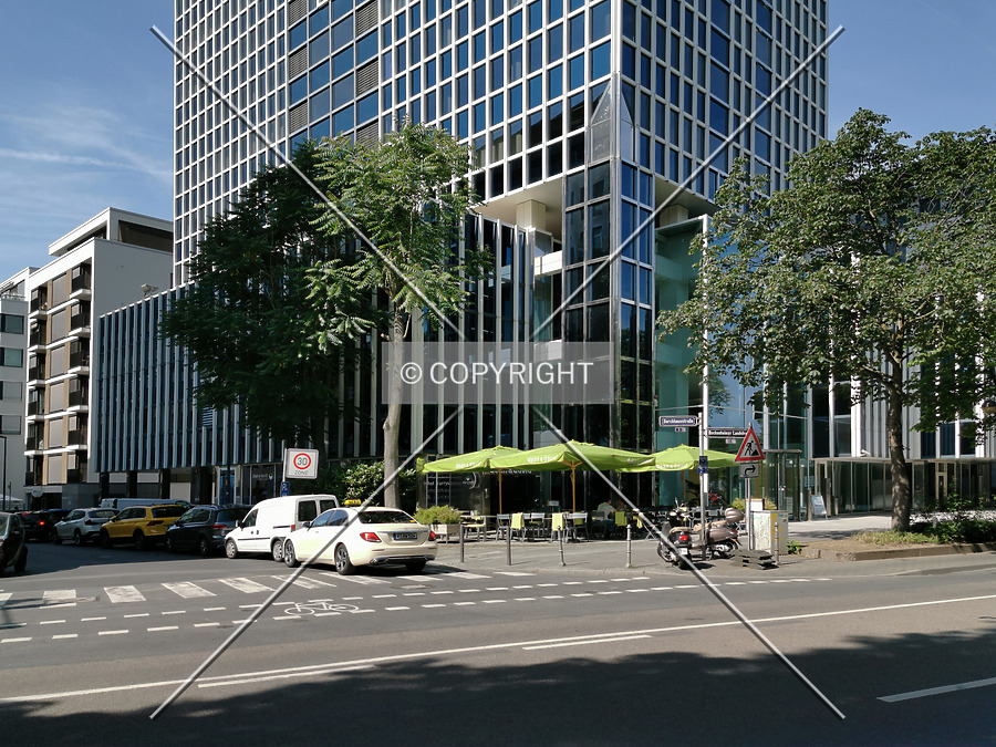 Rhein-Main-Center by Nephilim