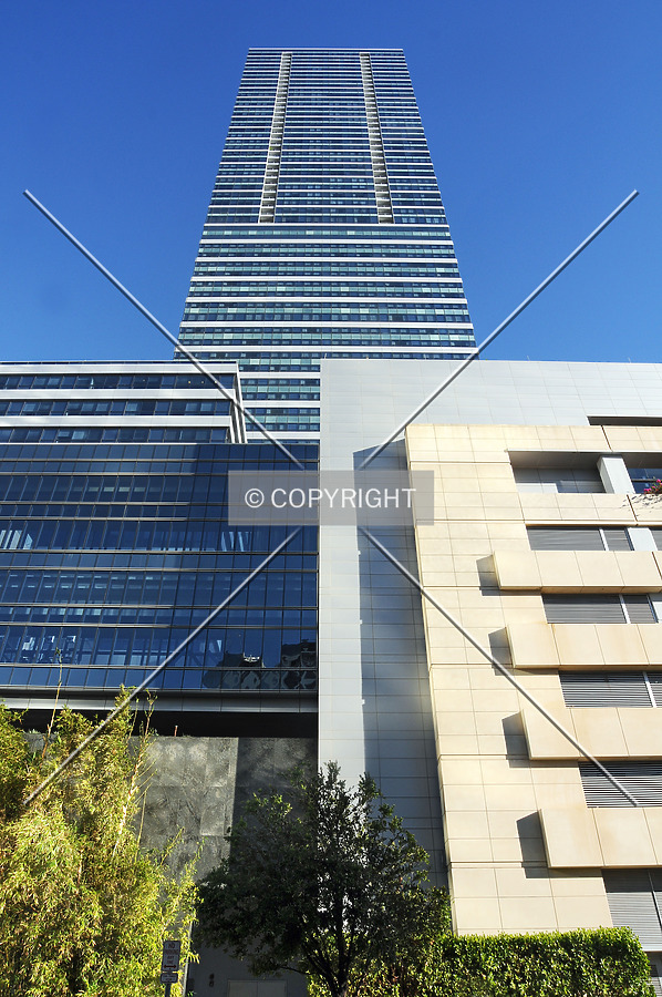 Four Seasons Hotel & Tower by Jorge Molina