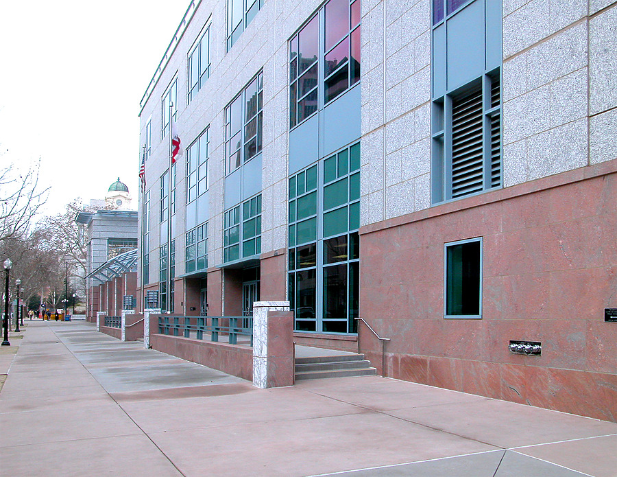 Cal/EPA Building by Jim Schwartz