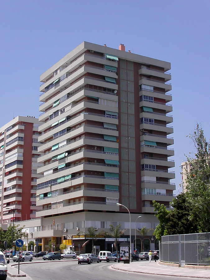 Edificio Copirsa 3 by Cesar Serrano