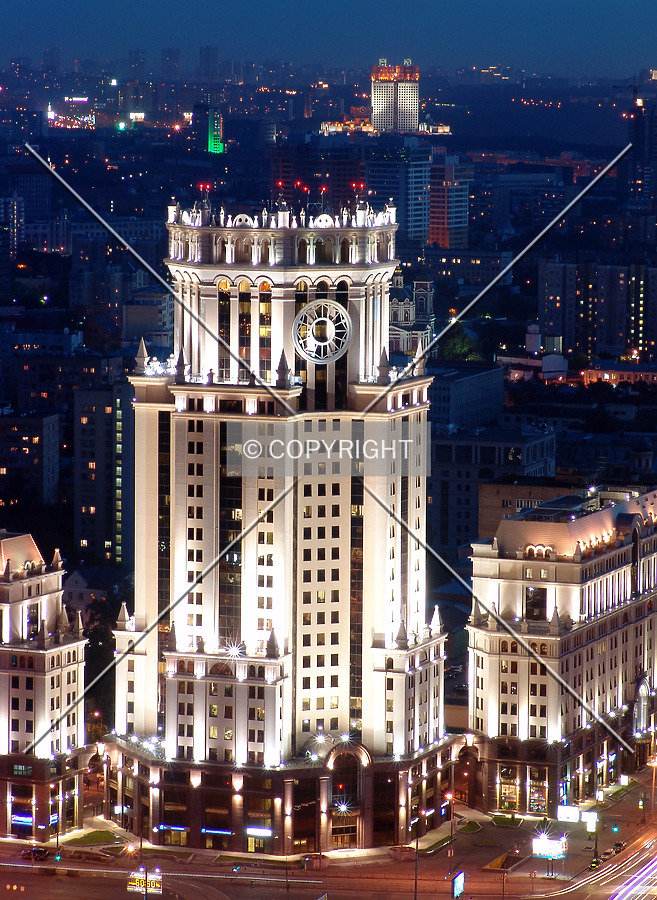 Paveletskaya Tower by Alexander Ulyanov